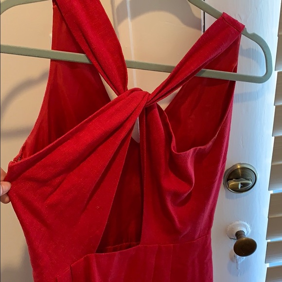 Red Linen Cocktail Dress w/Twist Back - Picture 4 of 4